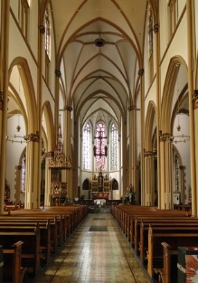 Bonn_Stiftskirche2.jpg